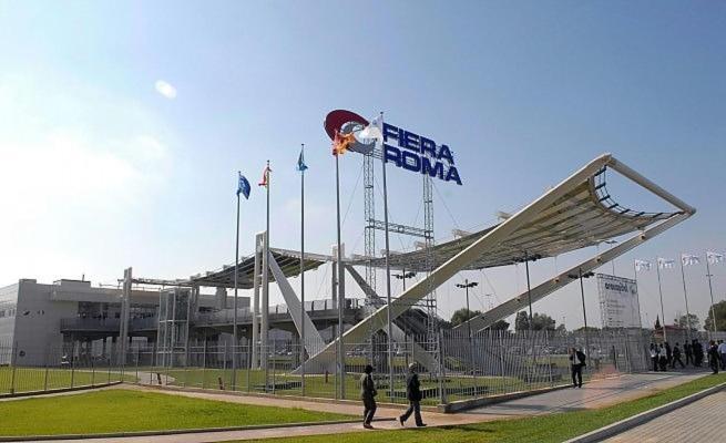 Minerva House - Airport And Fiera Apartment Fiumicino Luaran gambar