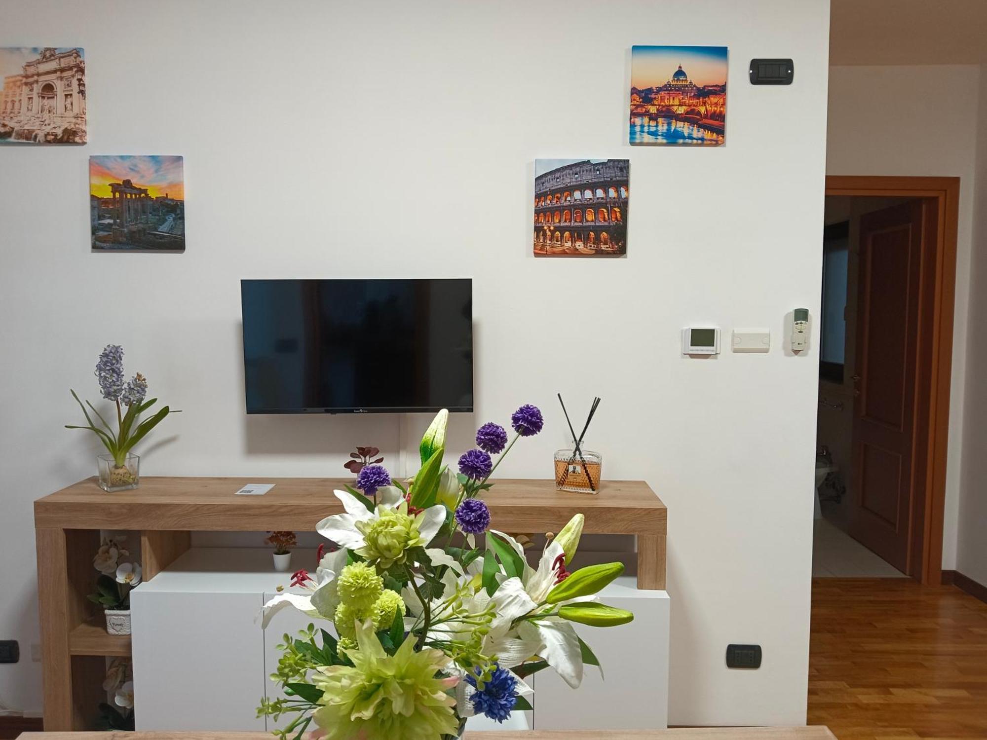 Minerva House - Airport And Fiera Apartment Fiumicino Luaran gambar